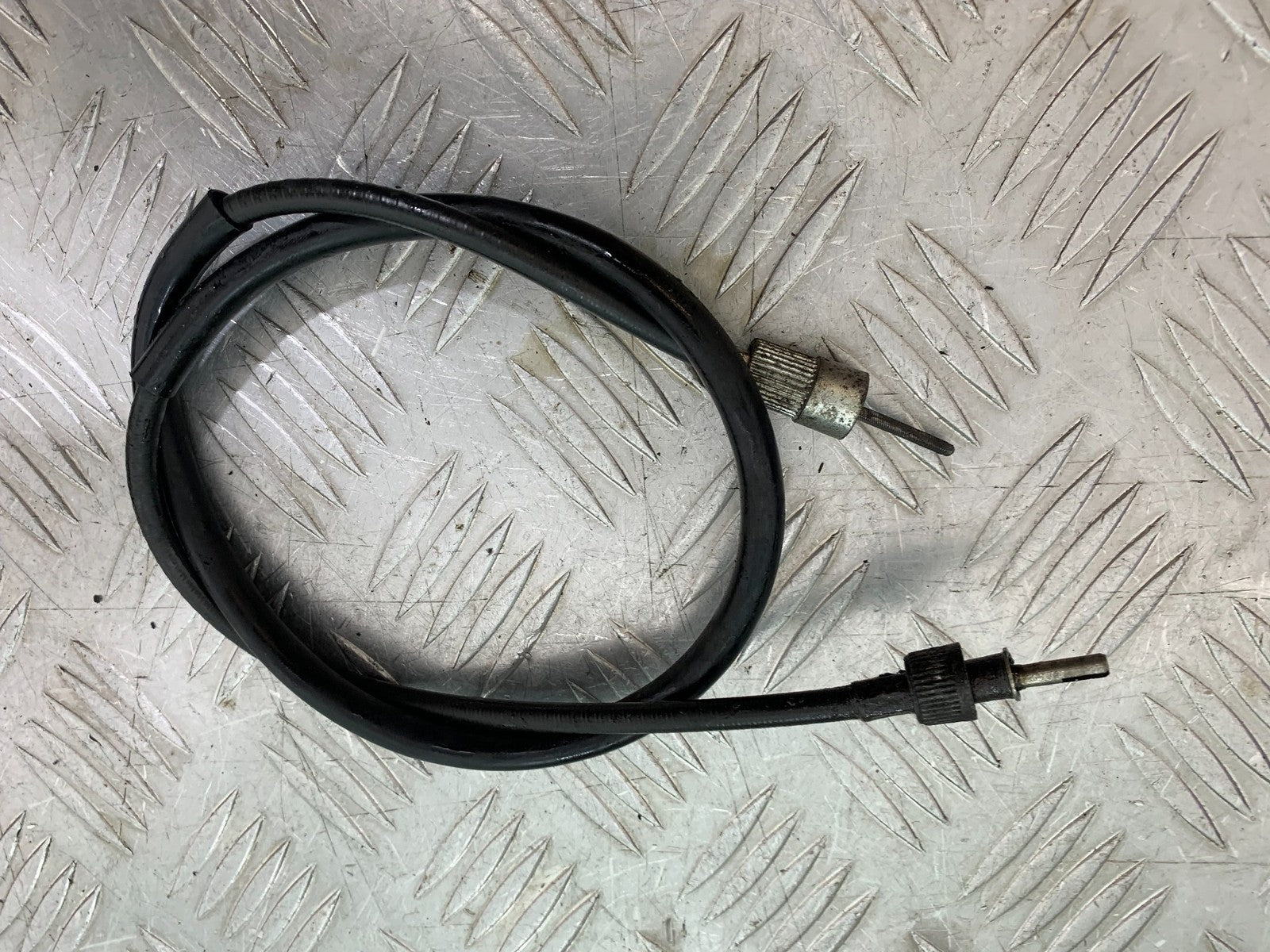 KAWASAKI ZZR1100 D SPEEDO CABLE  YEAR 1993-2001 (CMB1189)