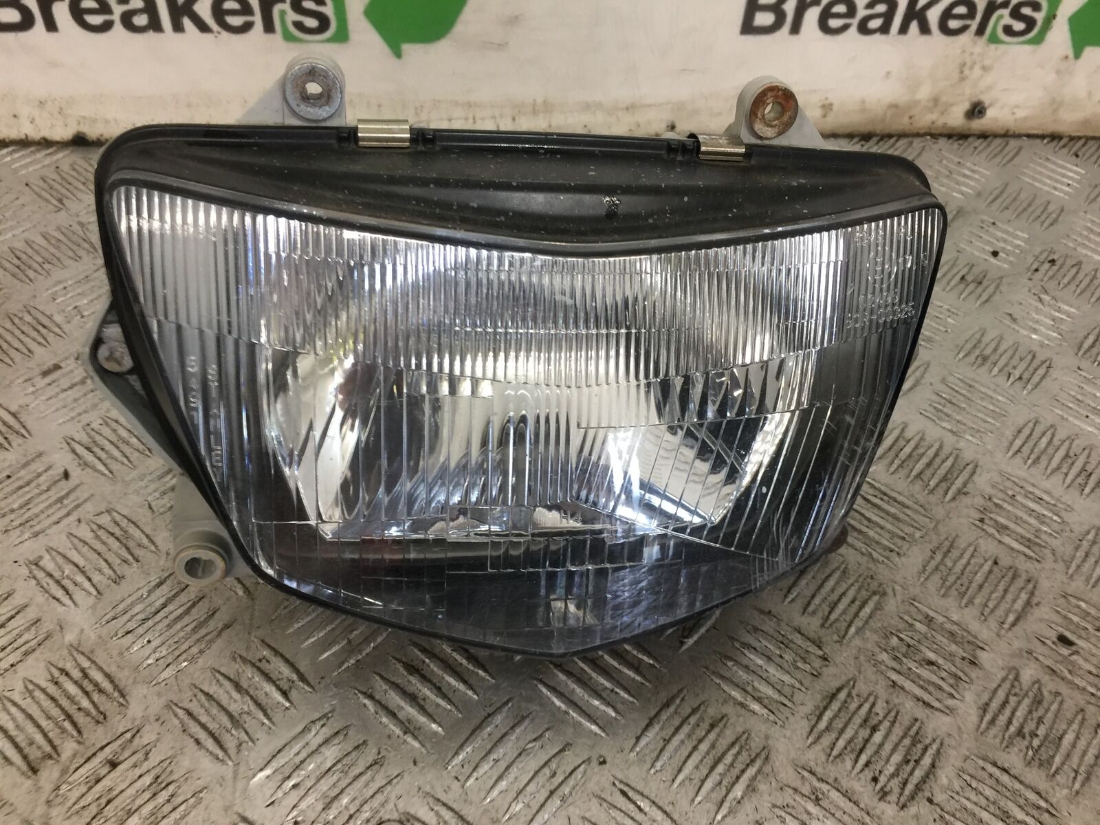 HONDA CBR600 CBR 600 HEADLIGHT  YEAR 1997-98 (STOCK 892)