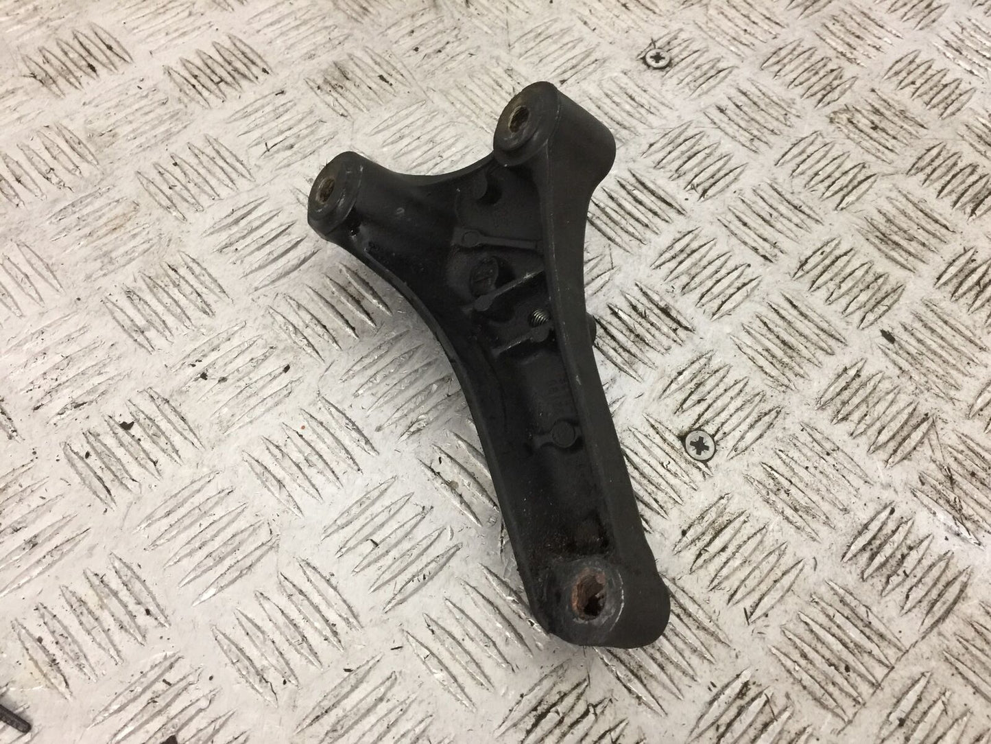 KAWASAKI ZZR1400 ZZR 1400 ENGINE BRACKET   YEAR 2011 (STOCK 802)