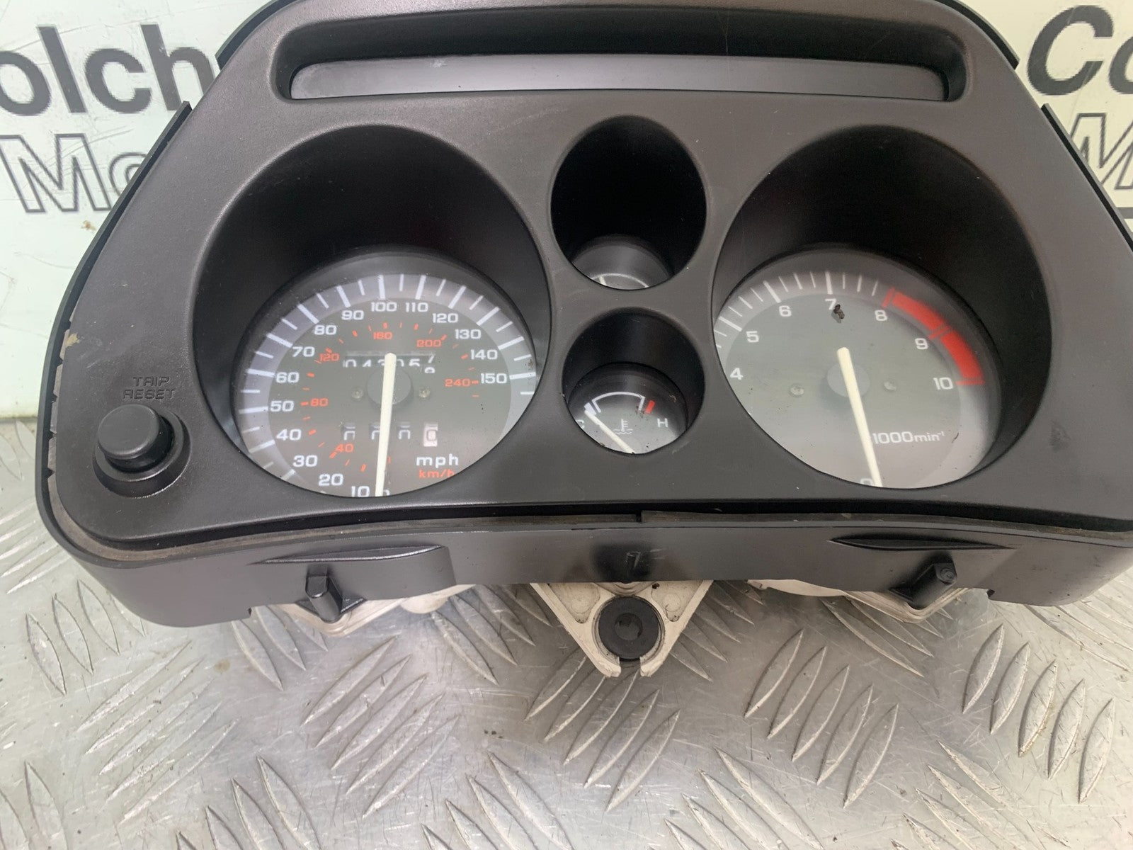 HONDA ST1100 PAN EUROPEAN CLOCK SPEEDO DASH YEAR 1993-2001 (CMB1195)