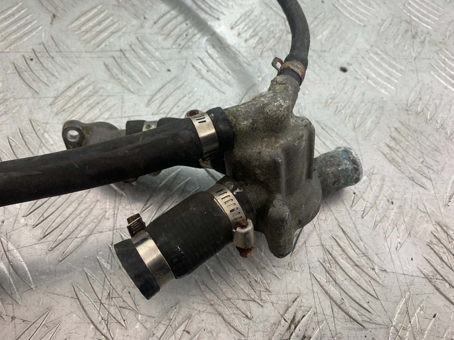 HONDA VFR800 PRE V-TEC THERMOSTAT YEAR 1998-2001 (CMB1233)
