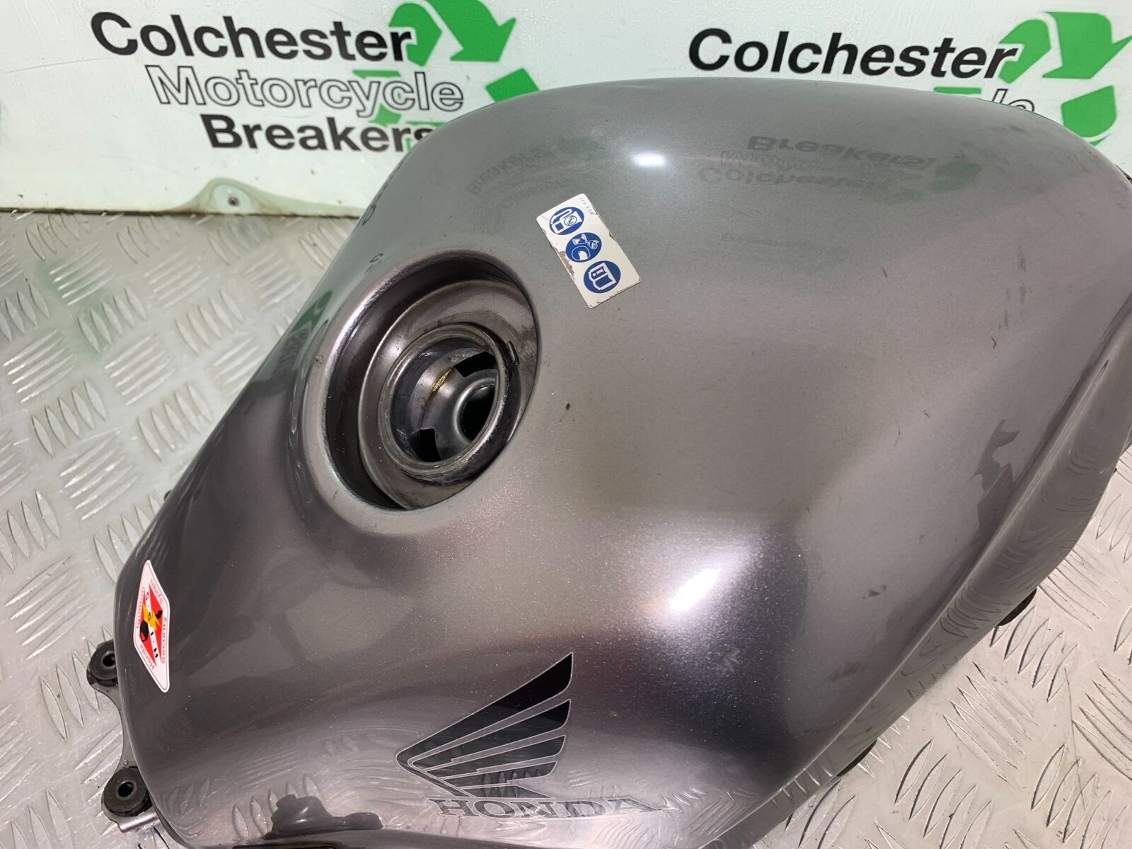 HONDA CBR500R CBR 500 R PETROL TANK YEAR 2012-16 (CMB1048)