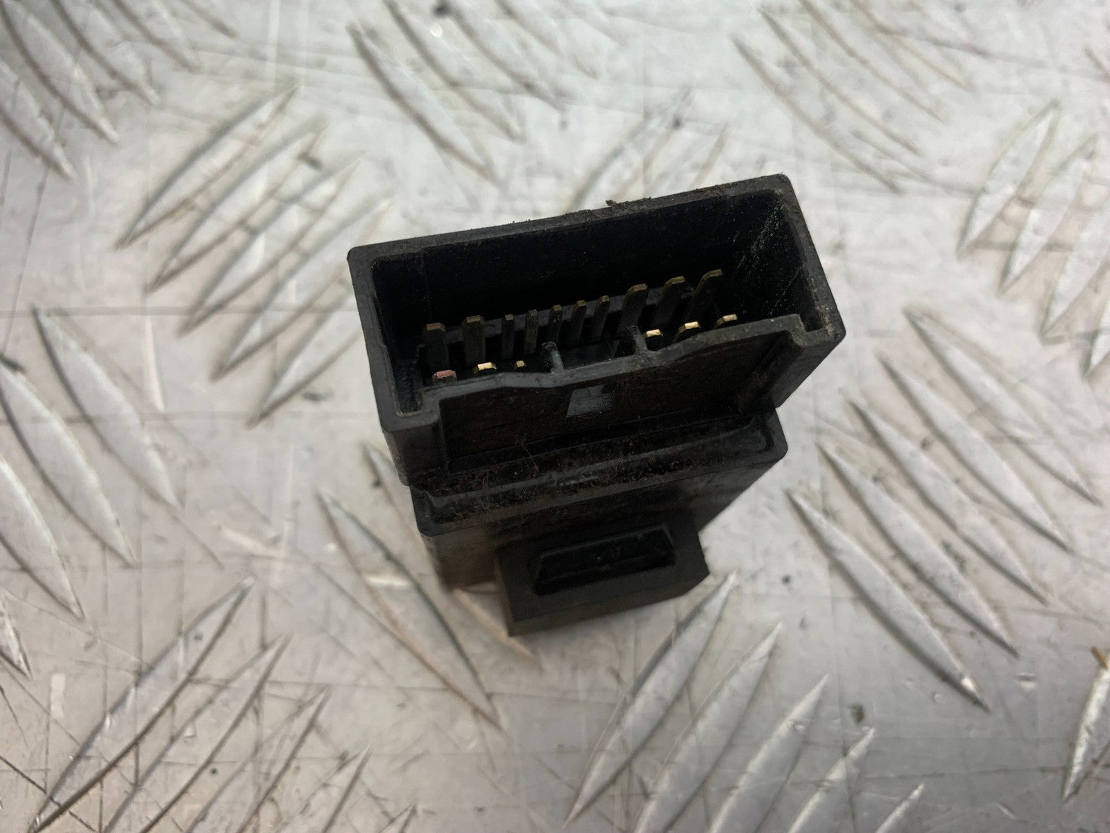 YAMAHA XVS 1300 MIDNIGHT STAR MAIN RELAY  YEAR 2007-16 (CMB1200)