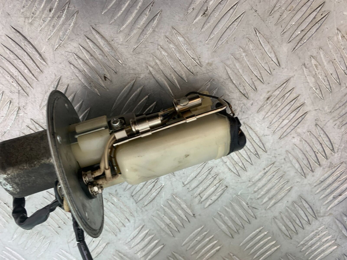 SUZUKI SV1000 SV 1000 K3 PETROL PUMP  YEAR 2003-2006 (CMB1111)
