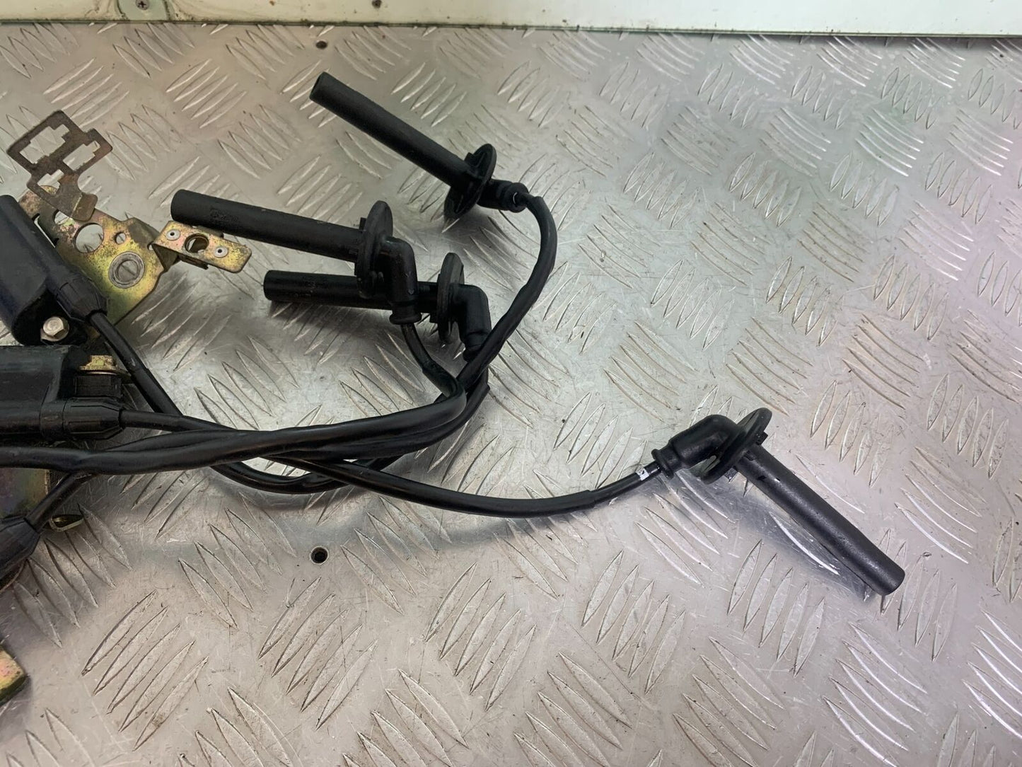 HONDA VFR750 VFR 750 FL-M-N-P COILS AND CAPS   YEAR 1990-93 (CMB1093)