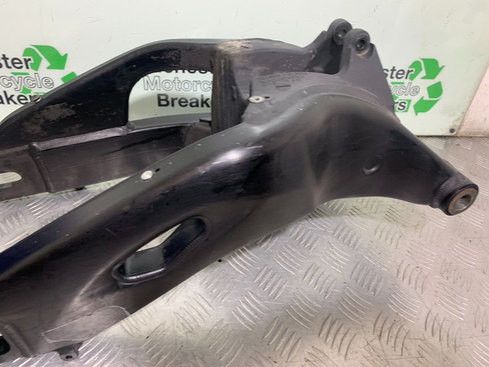 HONDA CBR1000 rr FIREBLADE SWINGARM 2008-2011 (CMB1253)