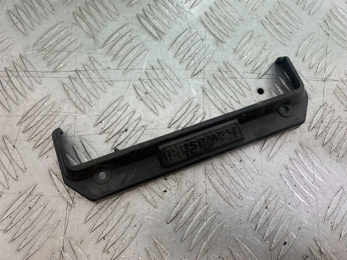 KAWASAKI GT550 GT 550 INFILL COVER   YEAR 1989-1994