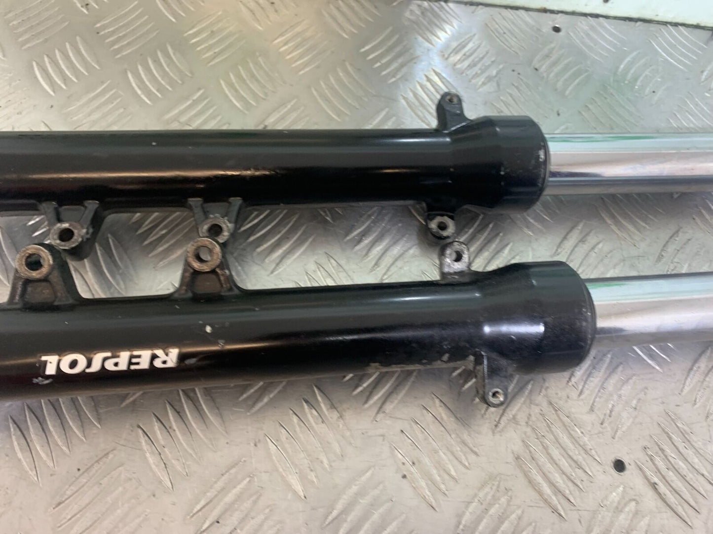 HONDA CBR600 CBR 600 F2 FORKS   YEAR 1991-1994(CMB1133)