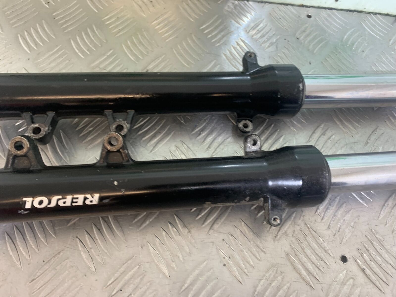 HONDA CBR600 CBR 600 F2 FORKS   YEAR 1991-1994(CMB1133)