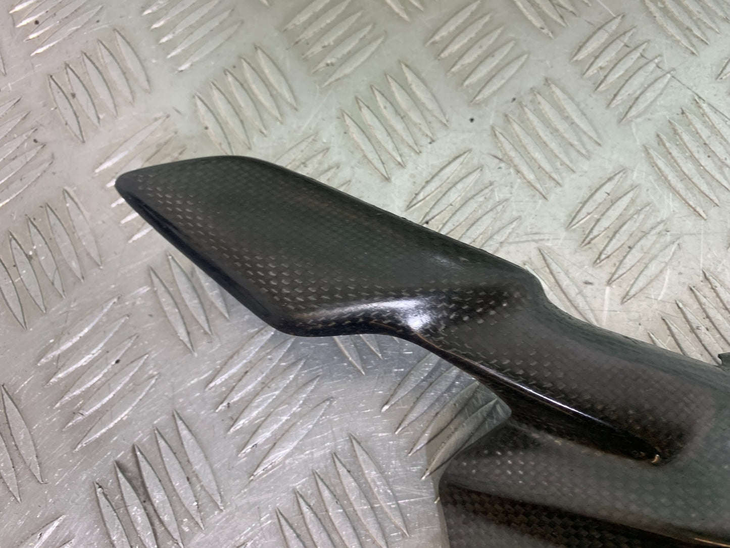 MV AGUSTA 800 F3 CARBON SWINGARM COVER   YEAR 2013-2016 (CMB1152)