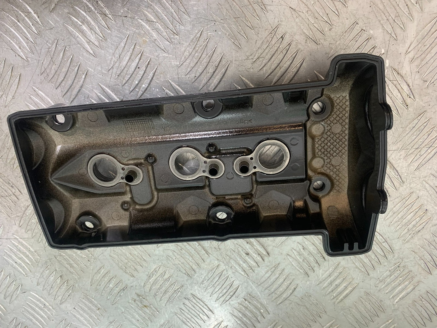 TRIUMPH 675 STREET TRIPLE ROCKER COVER   2013-2016 (CMB1186)
