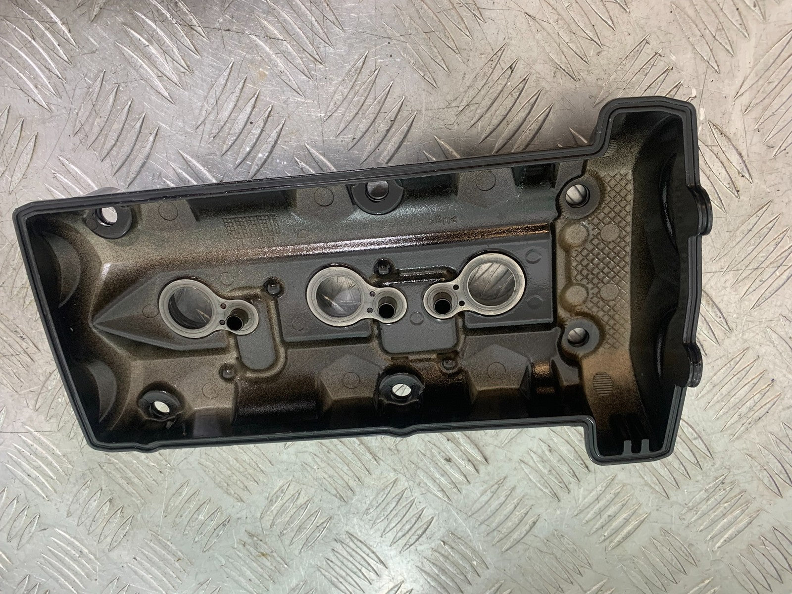 TRIUMPH 675 STREET TRIPLE ROCKER COVER   2013-2016 (CMB1186)