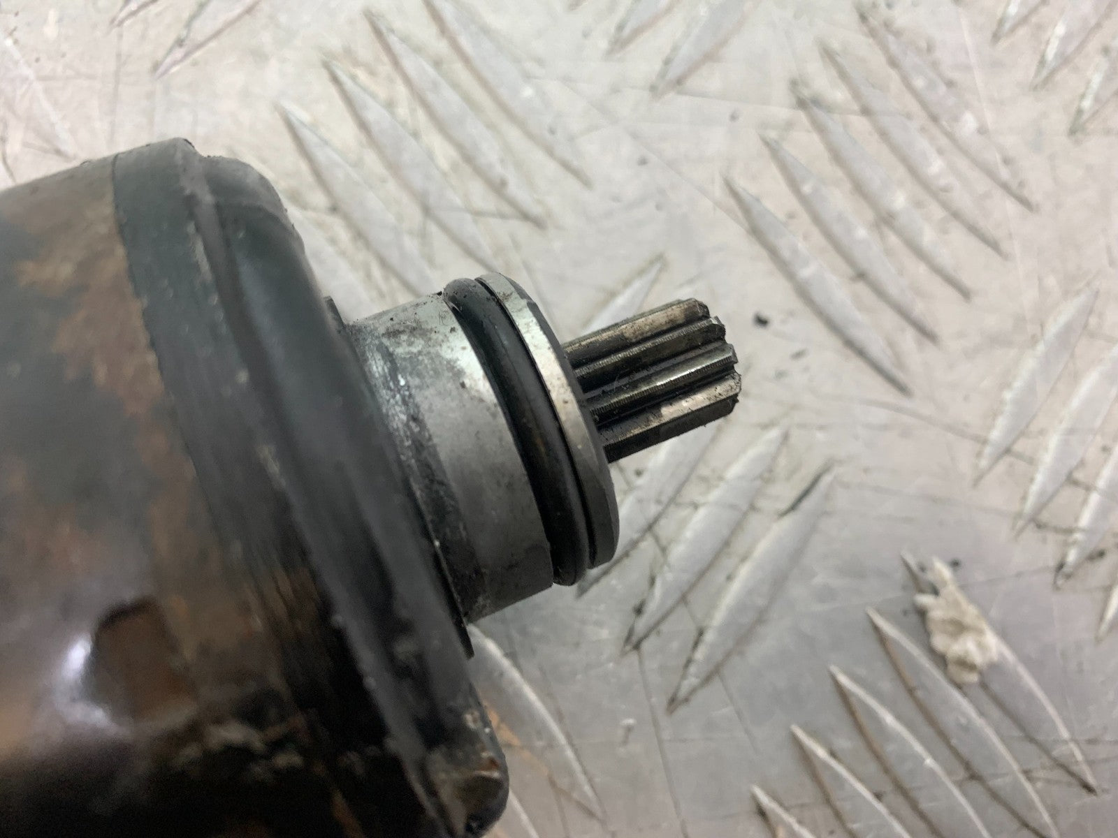 TRIUMPH TROPHY 900 STARTER MOTOR NO2  YEAR 1991-95 (CMB1251)