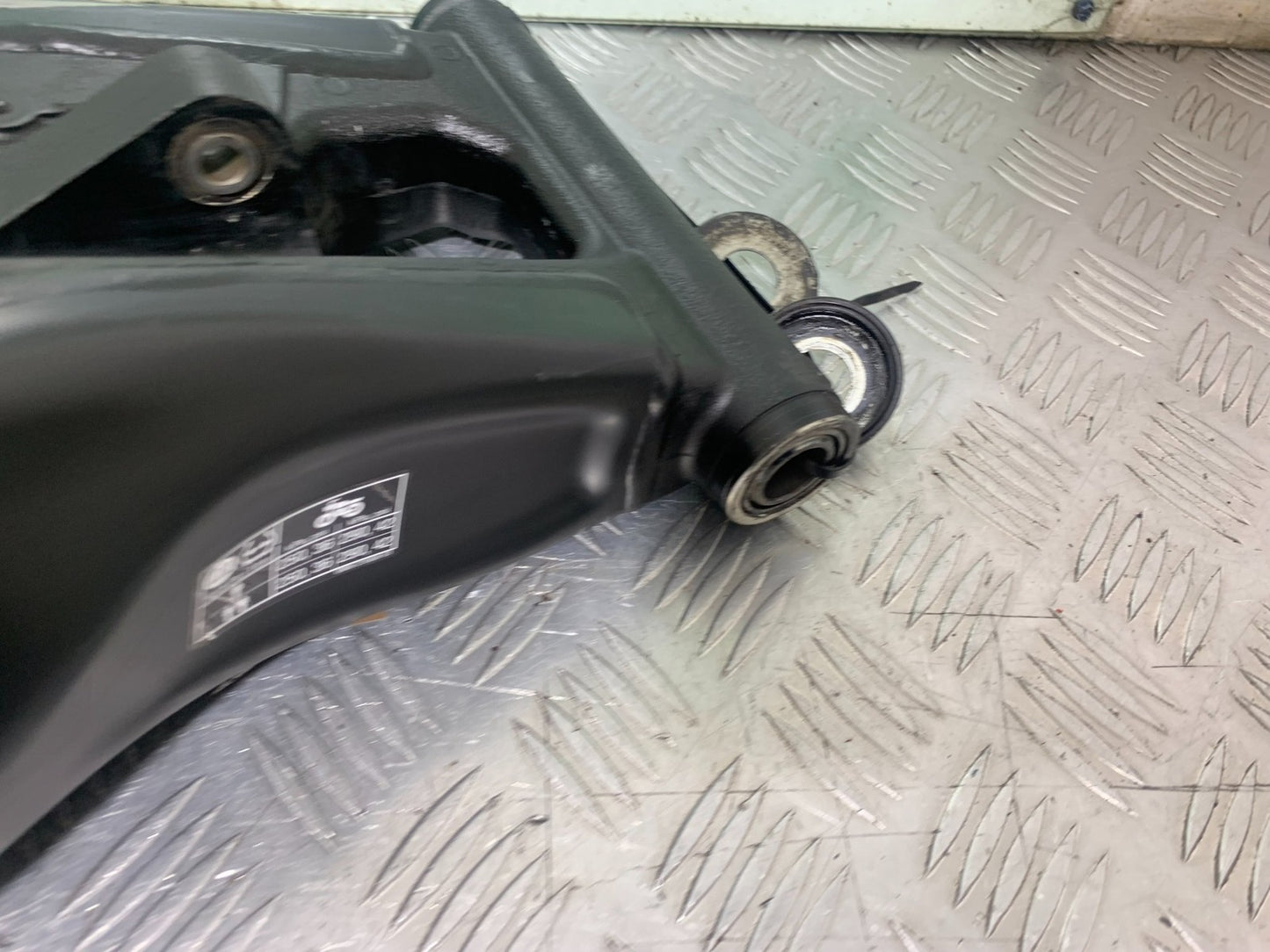 YAMAHA XSR900 XSR 900 SWINGARM YEAR 2022-2024 (CMB1215)