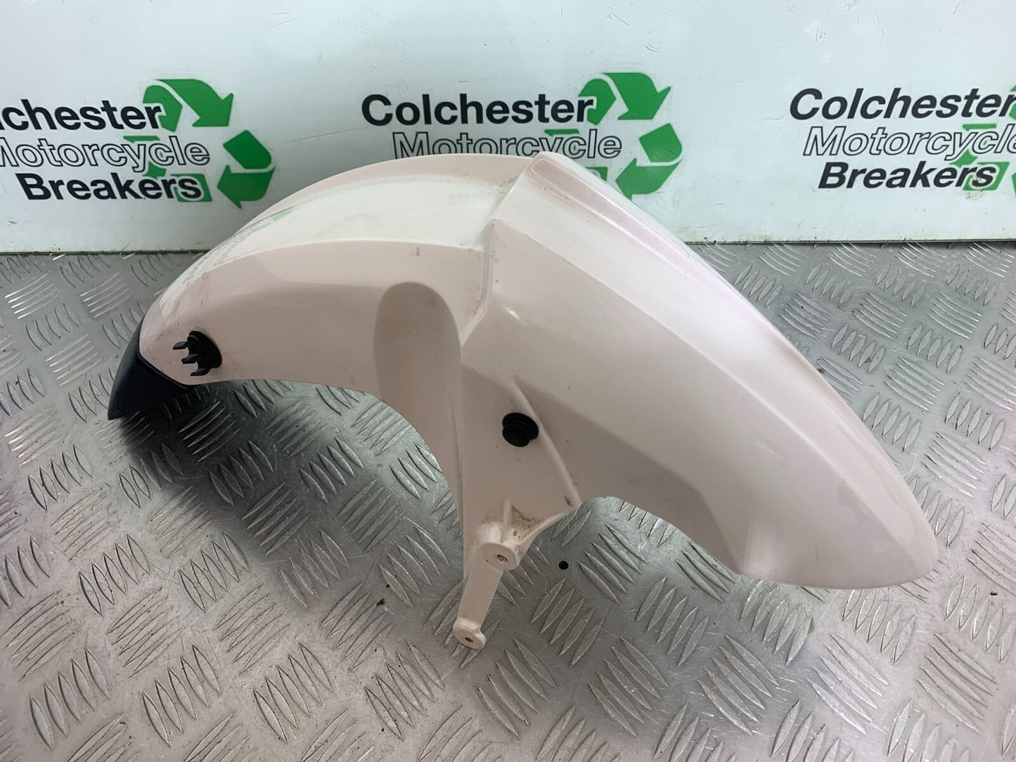 TRIUMPH TIGER 800 FRONT MUDGUARD   YEAR 2011-2014 (CMB1113)