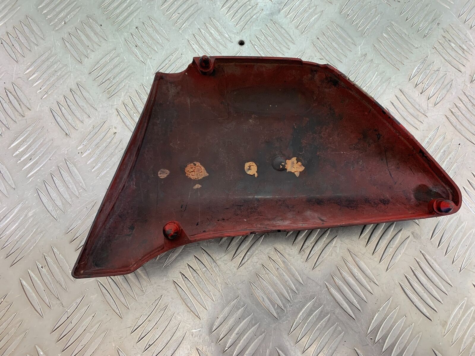 KAWASAKI Z650 KZ650 LEFT SEAT PANEL   YEAR 1979-1980 (CMB1023)