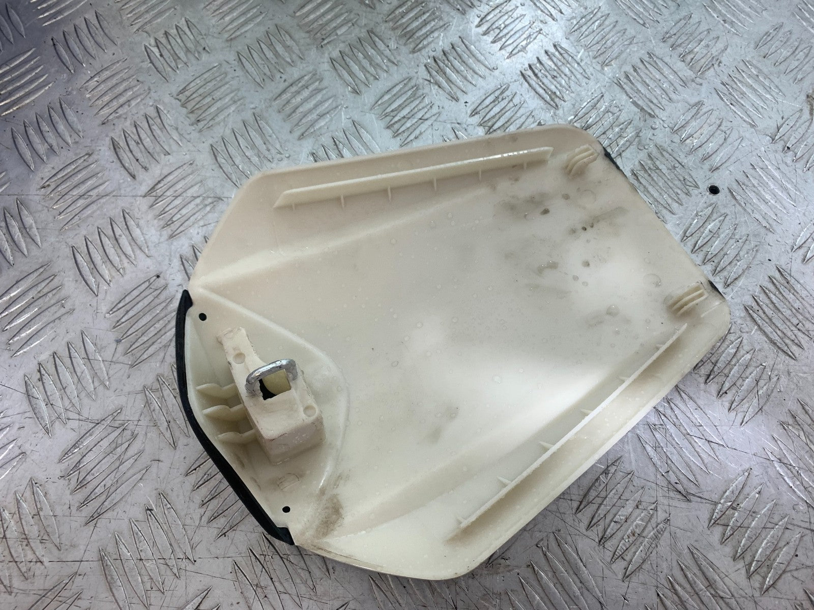 HONDA CBR1000 rr FIREBLADE REAR SEAT COWL  YEAR 2012-2016 (CMB1198)
