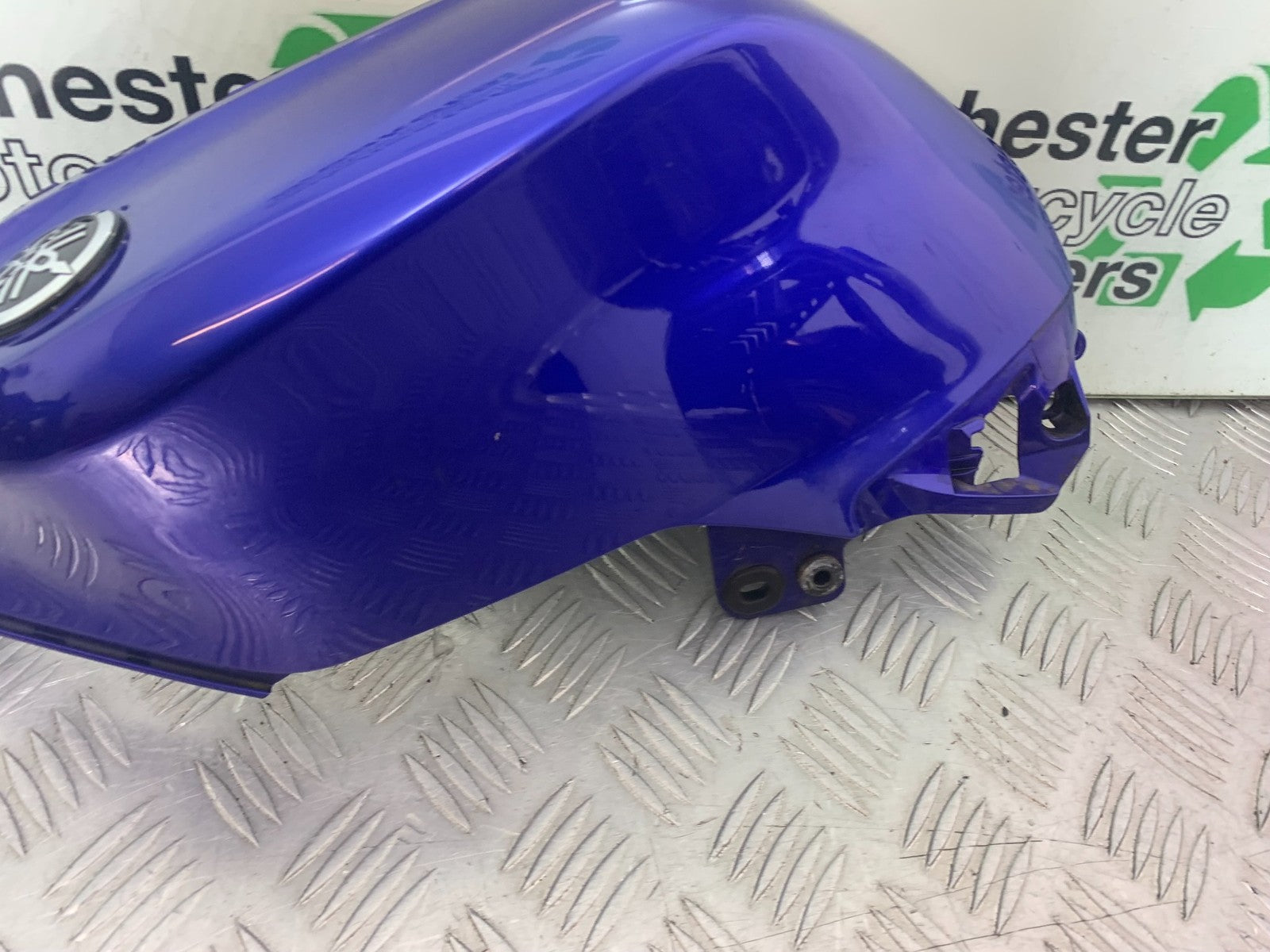 YAMAHA YZF-R125 YZF 125 LEFT TANK PANEL  YEAR 2019-2022 (CMB1263)