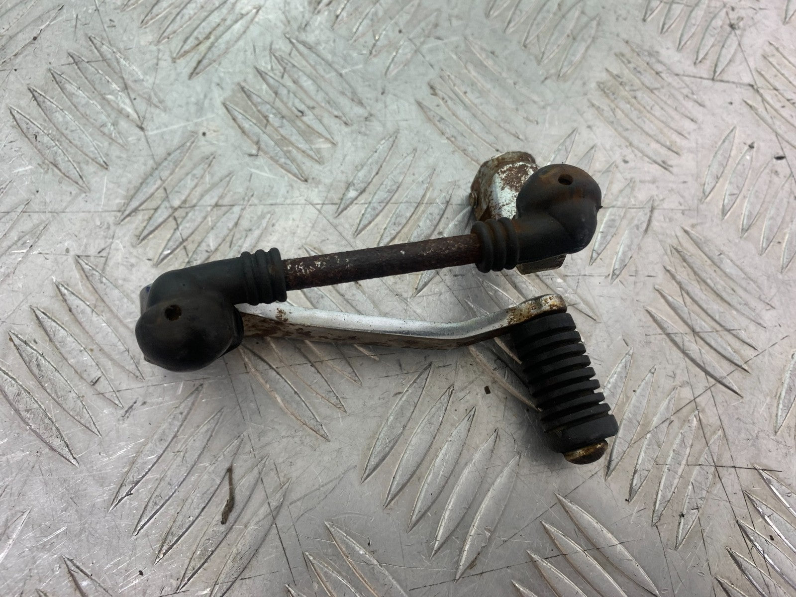 HONDA CBF125 CBF 125 GEAR LEVER   YEAR 2009-14  (CMB1172)
