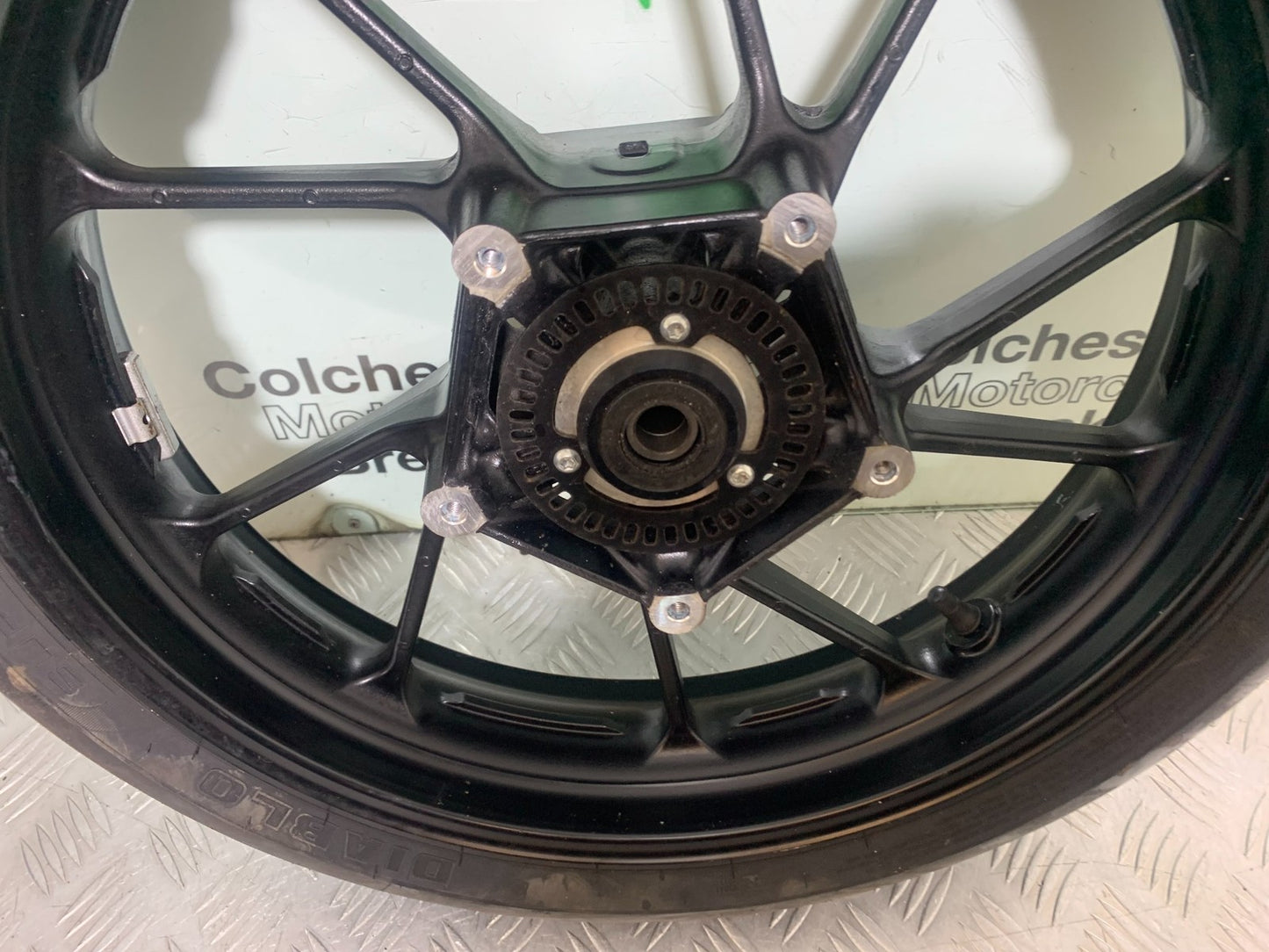 YAMAHA YZF R7 FRONT WHEEL YEAR 2022-2025 (CMB1255)