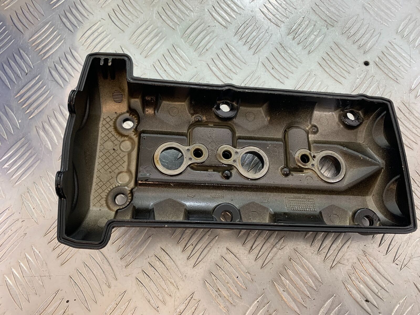 TRIUMPH 765 STREET TRIPLE RS ROCKER COVER  YEAR 2018-2021