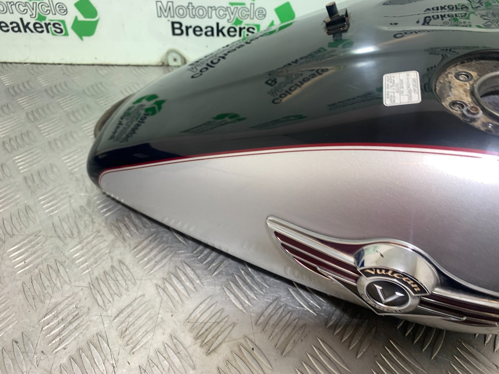 KAWASAKI VN1500 CLASSIC PETROL TANK  YEAR 1999 -2006 (CMB1166)