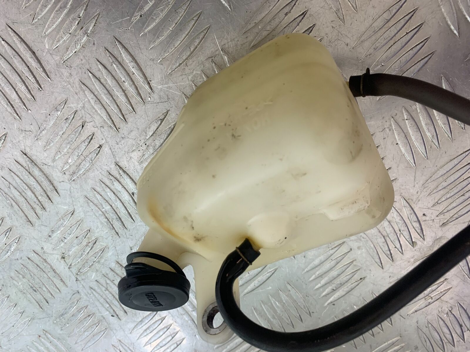 HONDA CBR600 CBR 600 F COOLANT BOTTLE   YEAR 2000-2003(CMB1091)