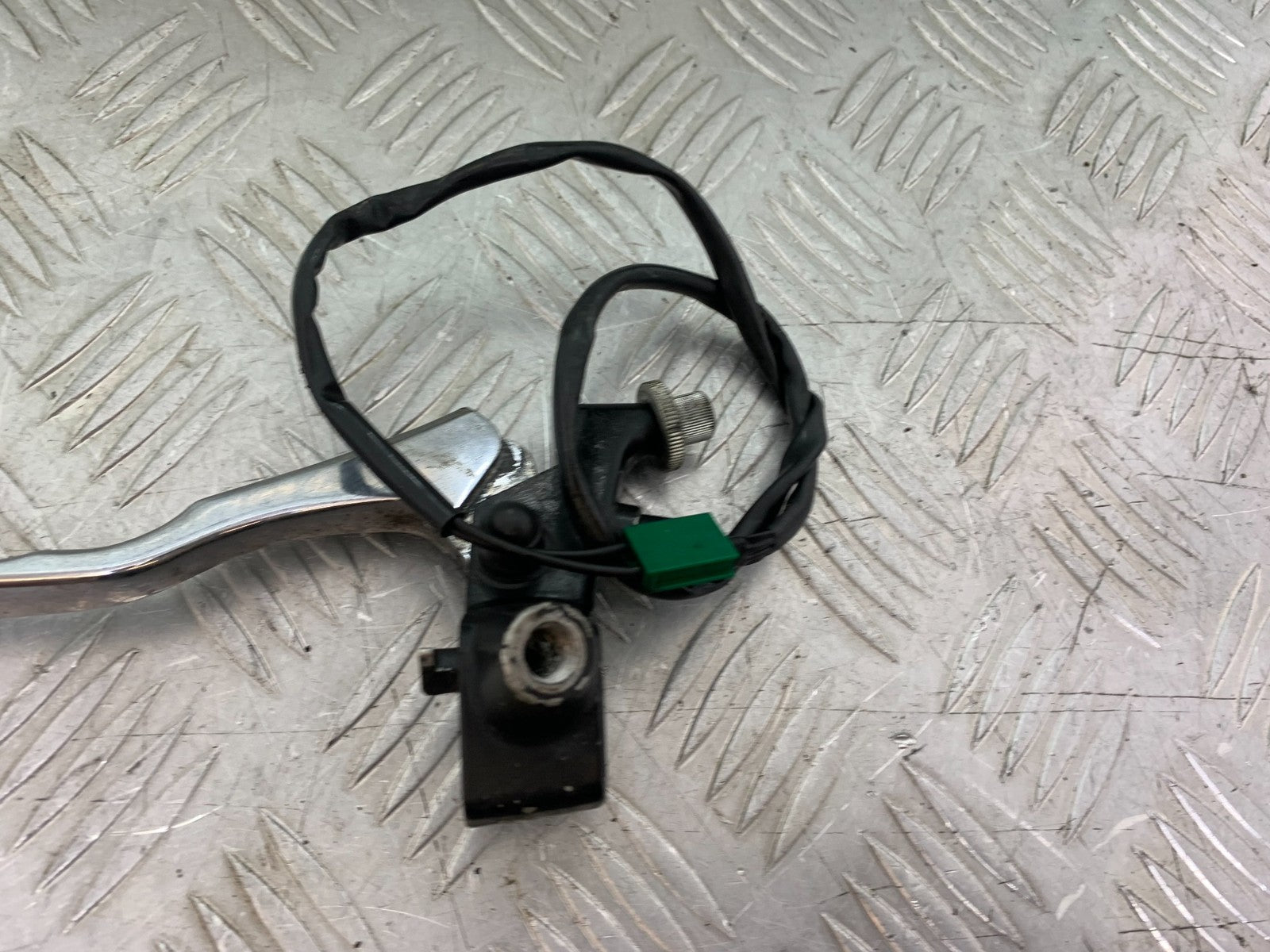 YAMAHA XV1100 XV 1100 VIRAGO CLUTCH LEVER & BRACKET 1990-1999 (CMB1190)