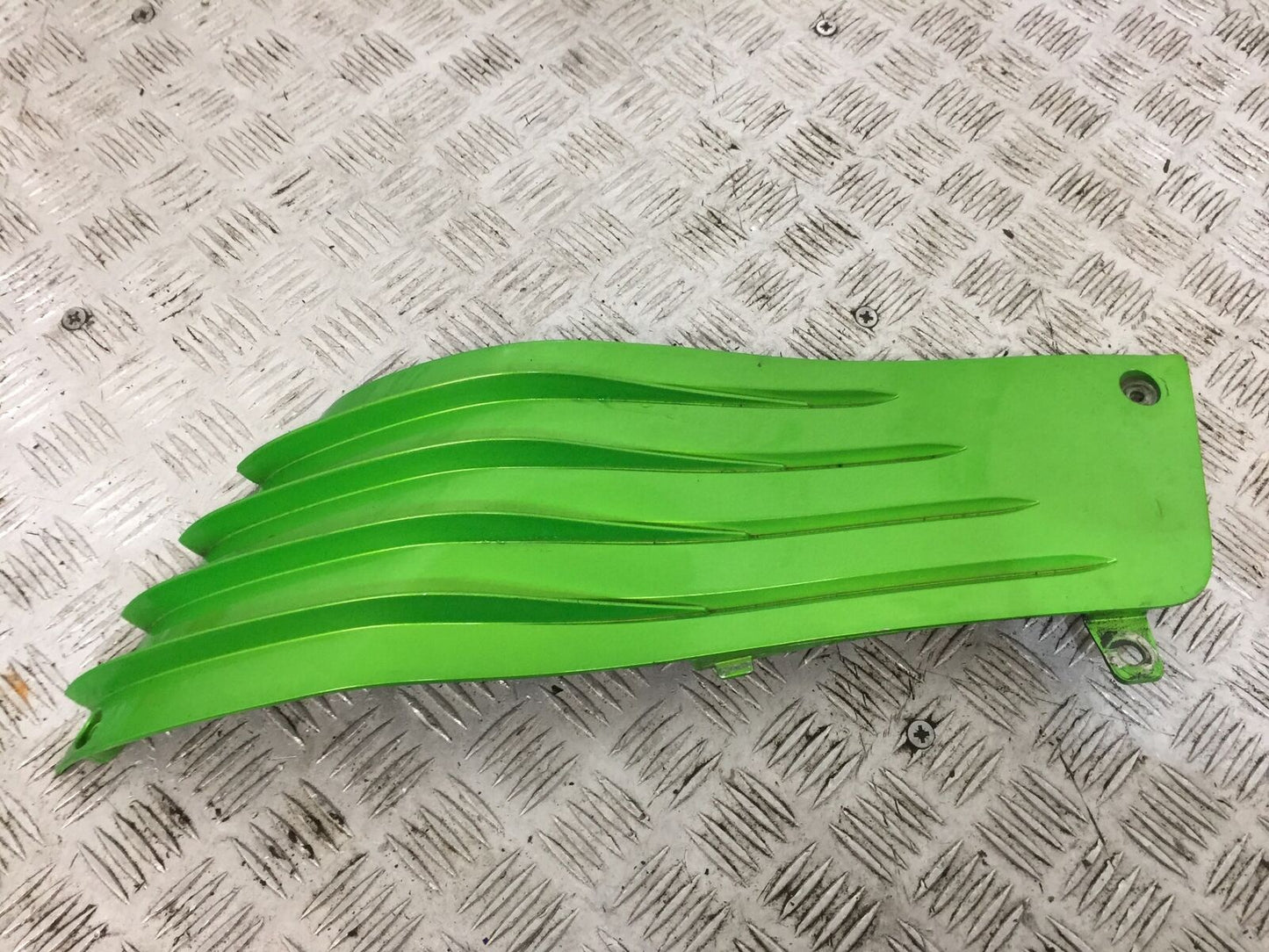 KAWASAKI ZZR1400 ZZR 1400 RIGHT INFILL PANEL  YEAR 2011 (STOCK 802)