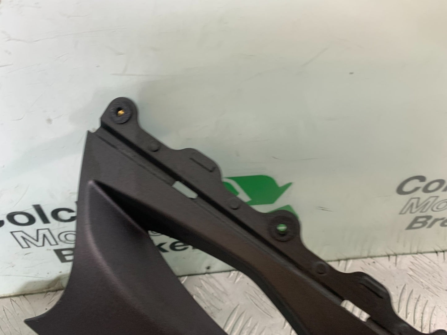 KAWASAKI ZX10R ZX10 R RIGHT BELLYPAN   2008-2010 (CMB1301)