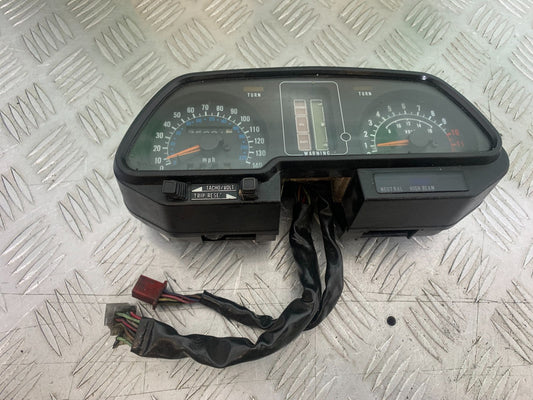 KAWASAKI GT550 GT 550 CLOCKS SPEEDO DASH   YEAR 1989-1994