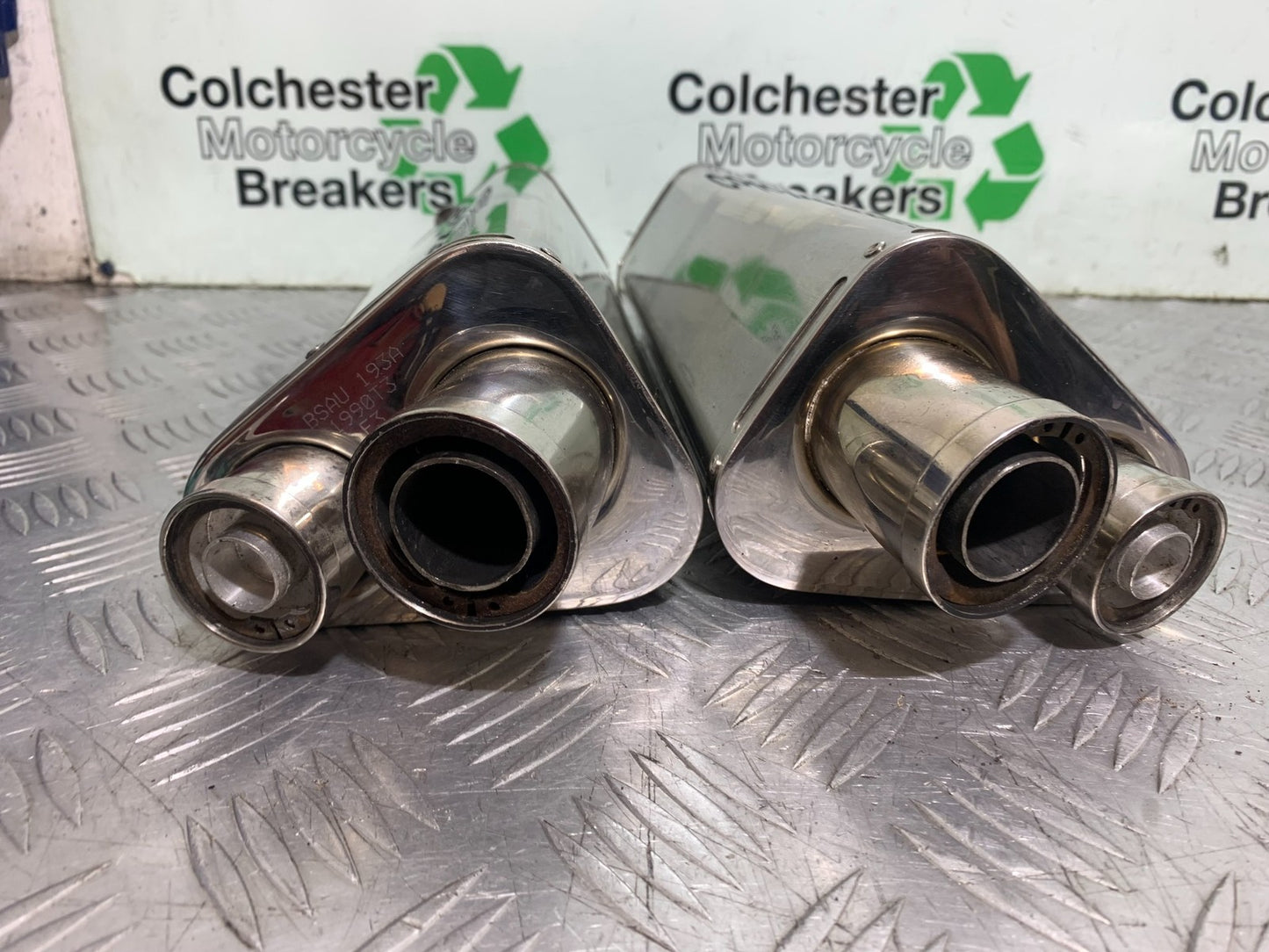 SUZUKI SV1000 SV 1000 TRI-OVAL SILENCERS  YEAR 2003-2007 (CMB1293)