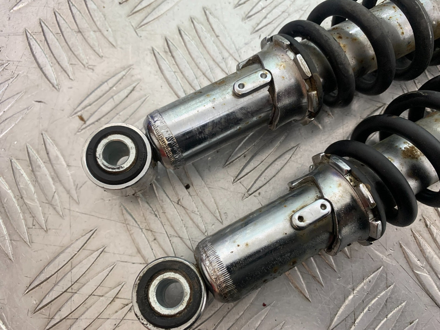 HONDA CBF125 CBF 125 REAR SHOCKS  YEAR 2009-14 (CMB1182)