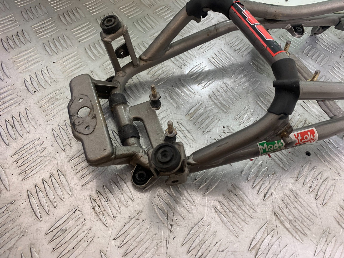 DUCATI 996 SPS 748 916 998 REAR SUBFRAME 1999-2000 (CMB1209)