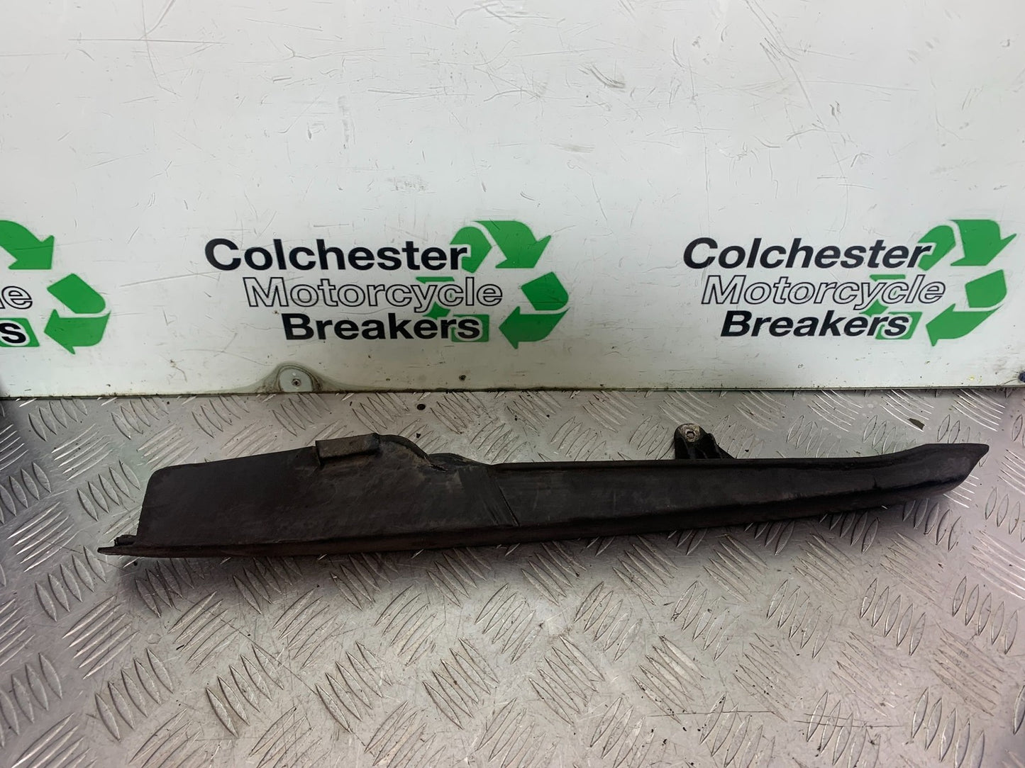 HONDA VF500 VF 500 CHAIN GUARD   YEAR 1985-1987