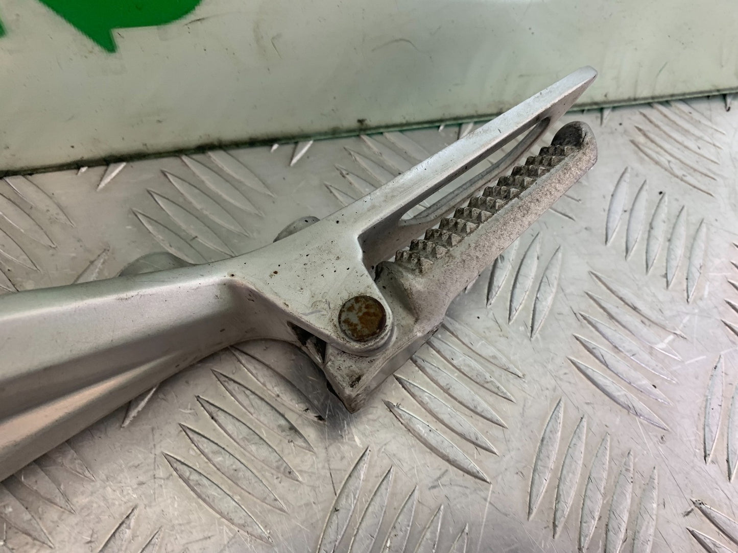 HONDA NC750 NC 750 X FRONT LEFT HANGER AND PEGS YEAR 2019 (CMB1223)