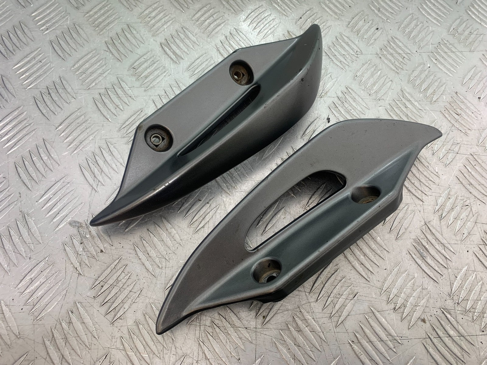 SUZUKI AN 200 UH 200 GRAB RAILS   YEAR 2007-2009 (CMB1256)