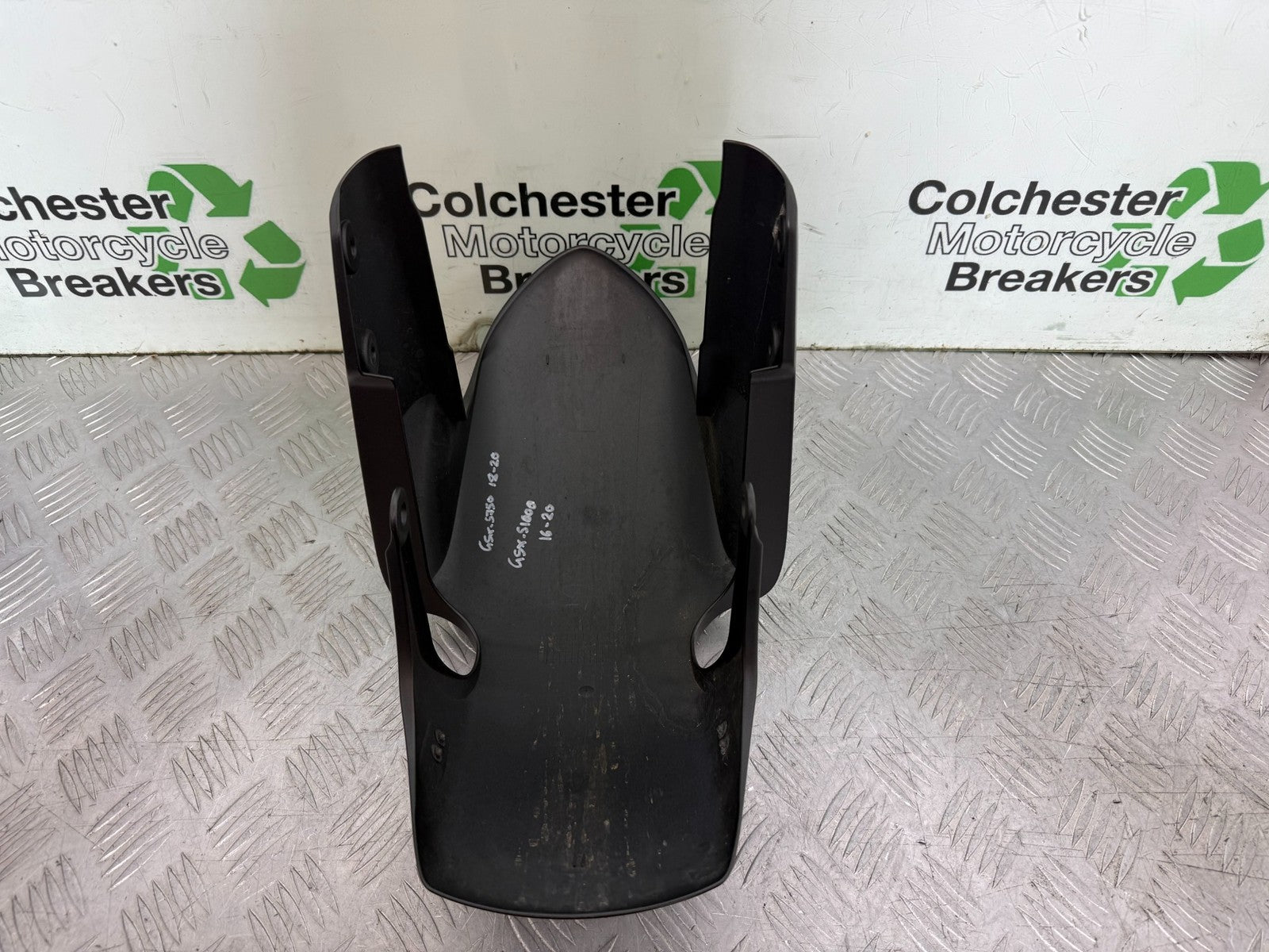 SUZUKI GSXS1000 GSX-S 1000 FRONT MUDGUARD YEAR 2015-2020