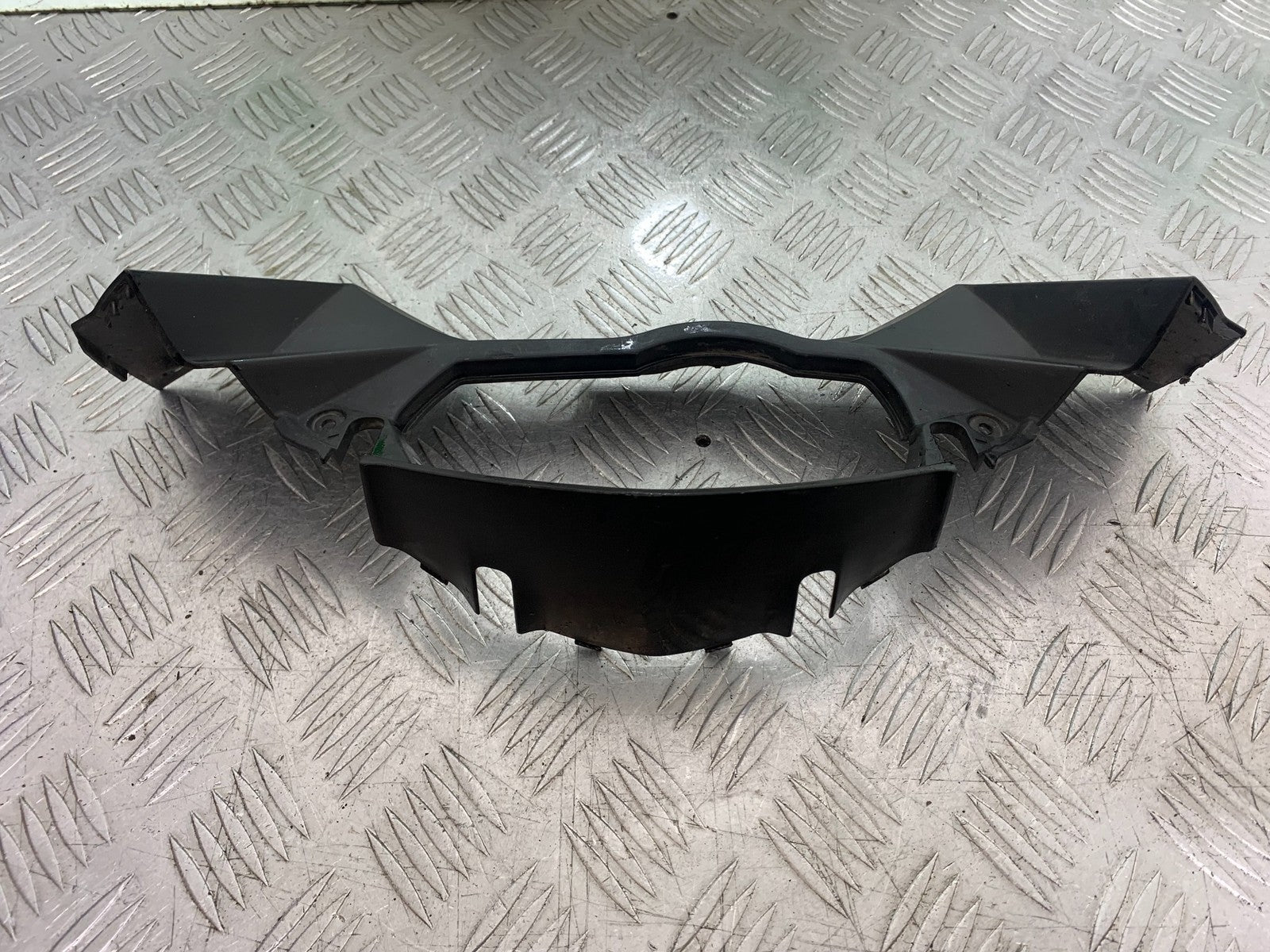 KAWASAKI Z1000 SX CLOCKS SURROUND   YEAR 2014-16 (CMB1264)