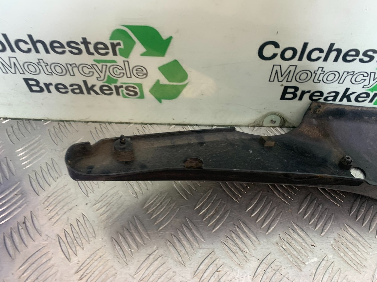 KAWASAKI GTR1400 GTR 1400 LEFT SEAT PANEL  YEAR 2007-2009 (CMB1174)