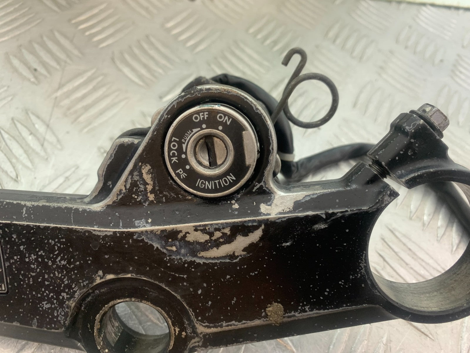 SUZUKI GSXR600 GSXR 600 K1 K2 K3 LOCKS AND KEY  1999-03 (CMB1284)