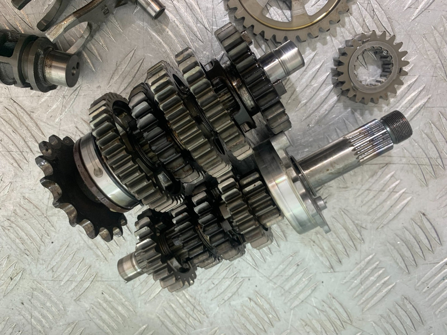TRIUMPH 675 STREET TRIPLE R GEARBOX GEAR BOX   YEAR 2012 (CMB1221)
