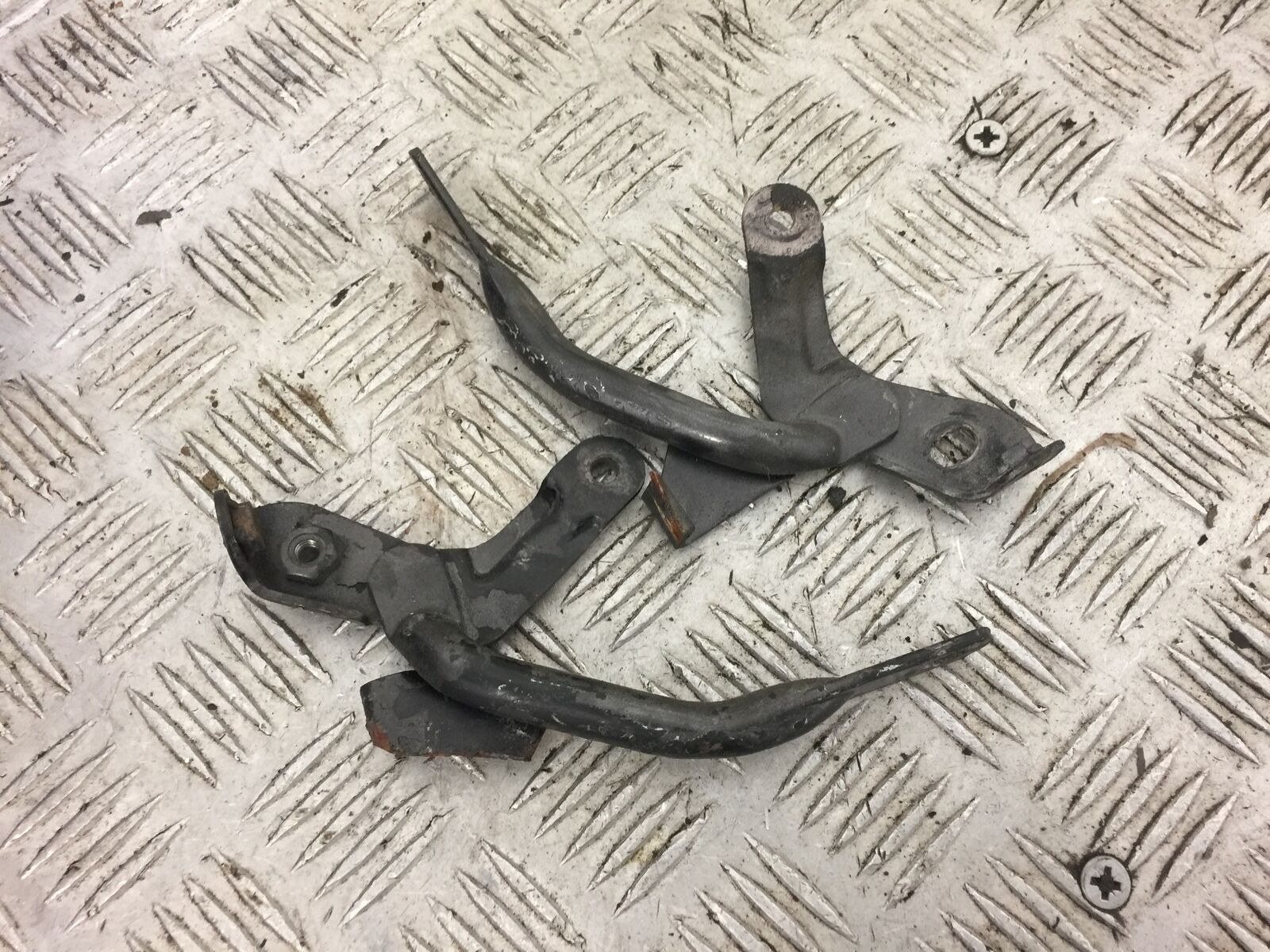 YAMAHA FZR1000 FZR 1000 GENESIS FAIRING BRACKETS   (STOCK 433)