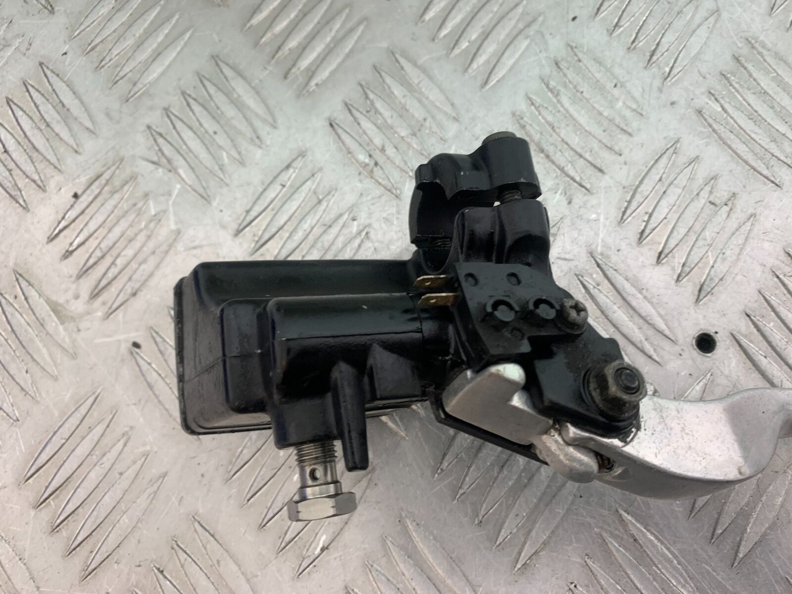 KAWASAKI Z750 Z 750 FRONT MASTER CYLINDER  YEAR 2004-2006  (CMB1104)