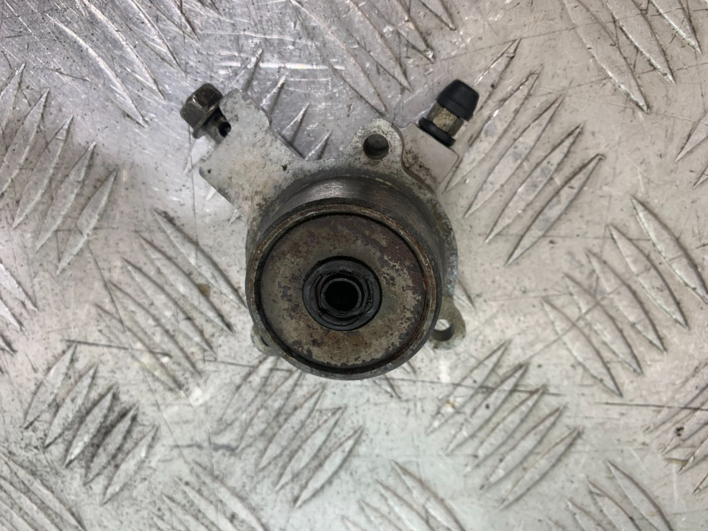 HONDA VT700 VT 700 SHADOW CLUCH SLAVE CYLINDER   YEAR 1984-85 (CMB1328)