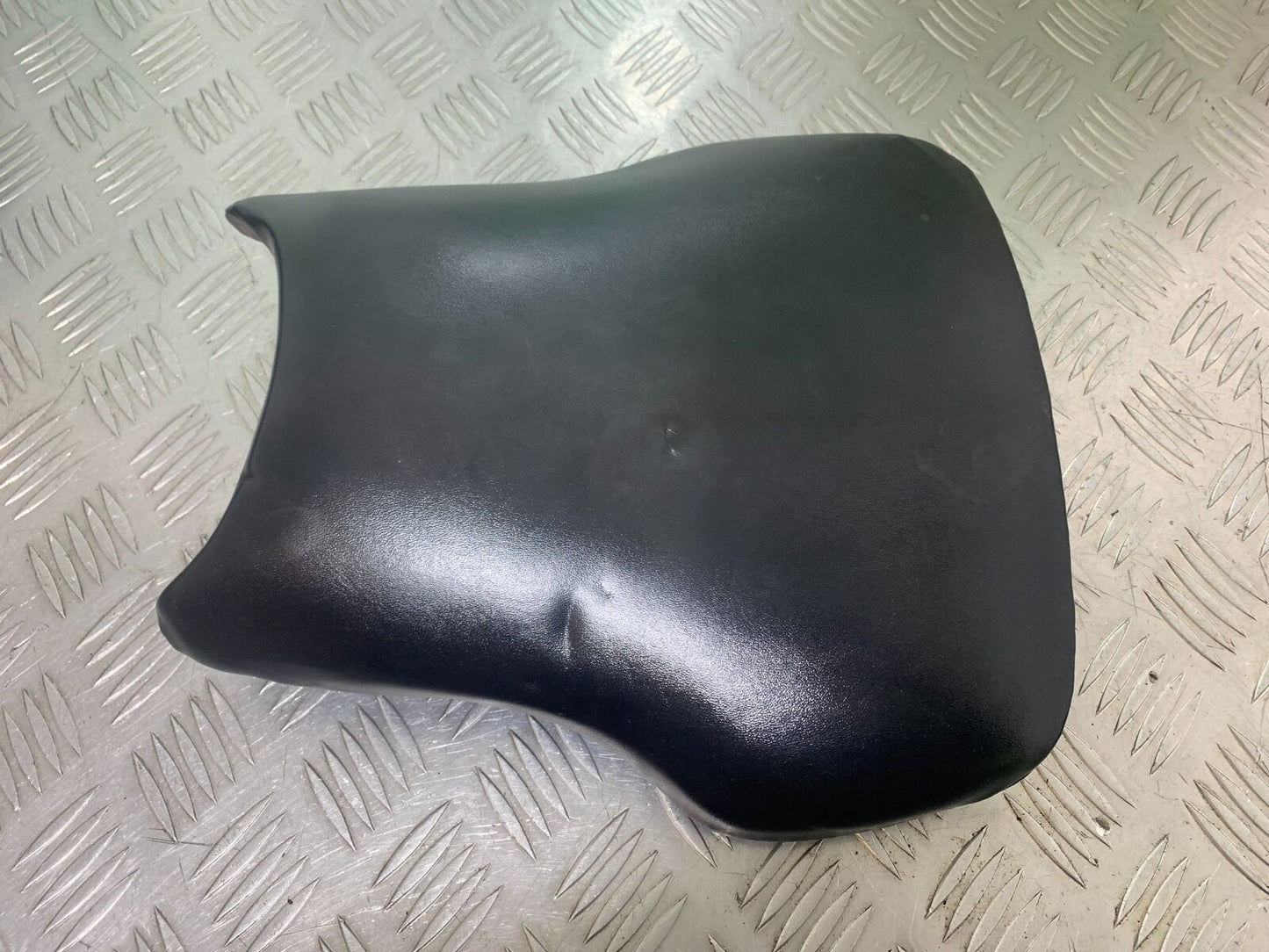 HONDA CBR600 CBR 600 RR FRONT SEAT YEAR 2003-2004 CMB1086)