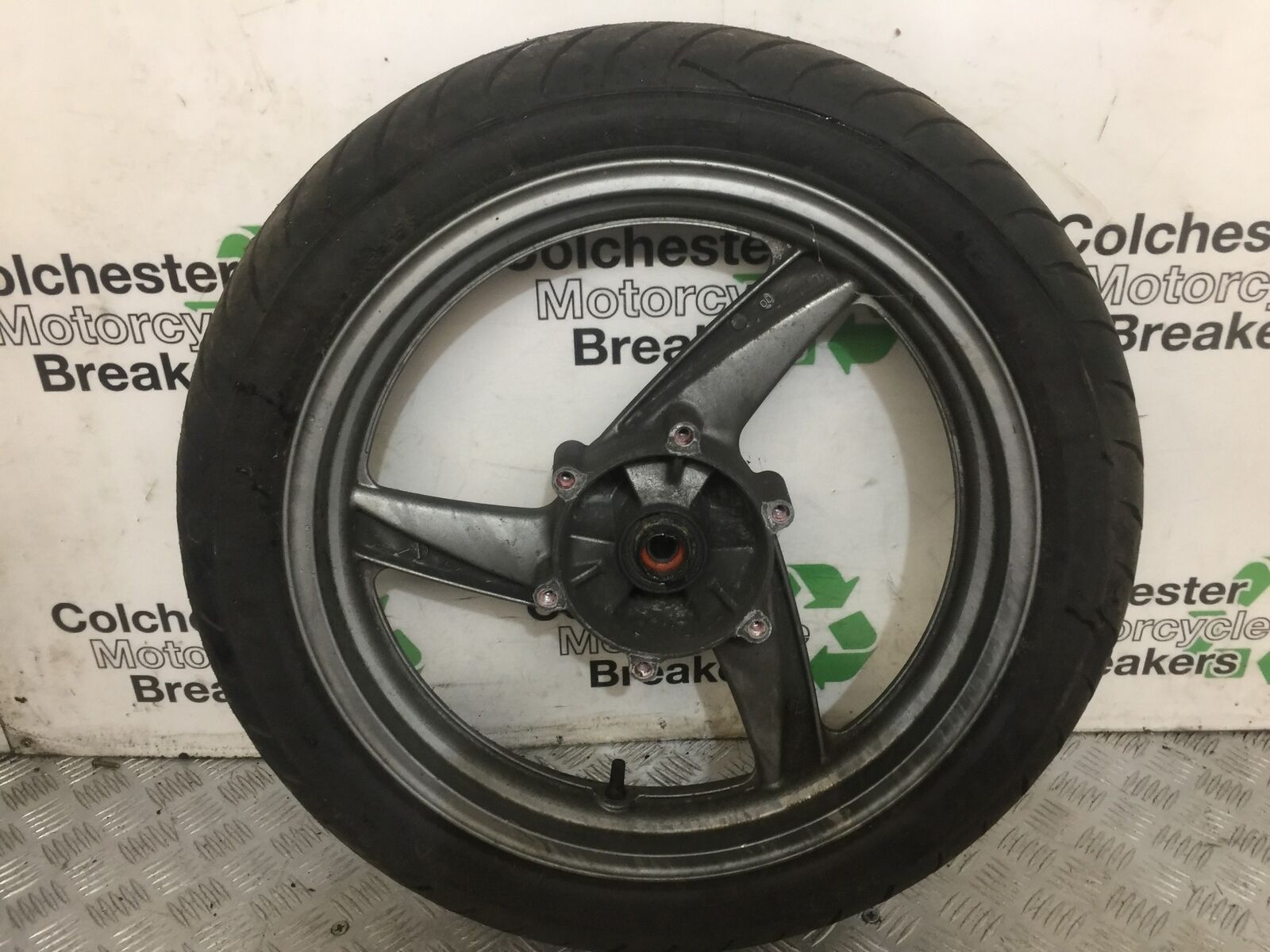 KAWASAKI ER5 FRONT WHEEL  YEAR 1999 (STOCK 825)