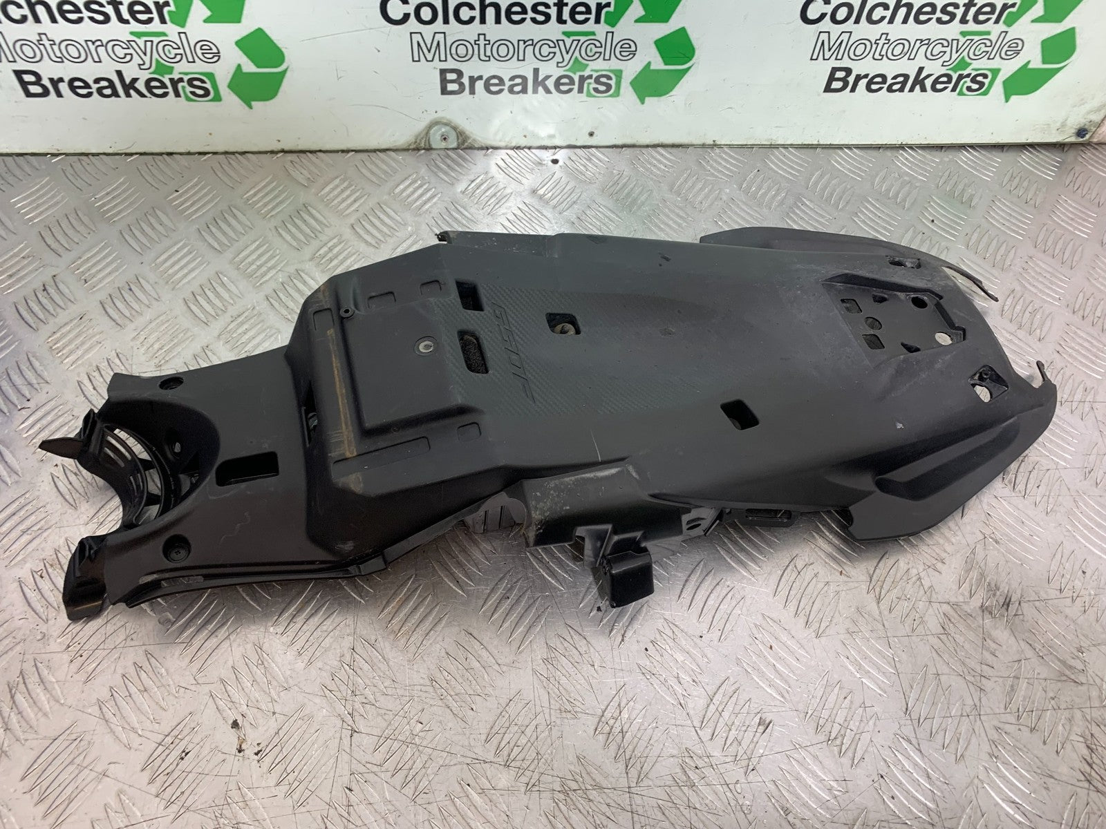 HONDA CB650F CB 650 FA-E UNDERTRAY YEAR 2014-2017 (CMB1226)