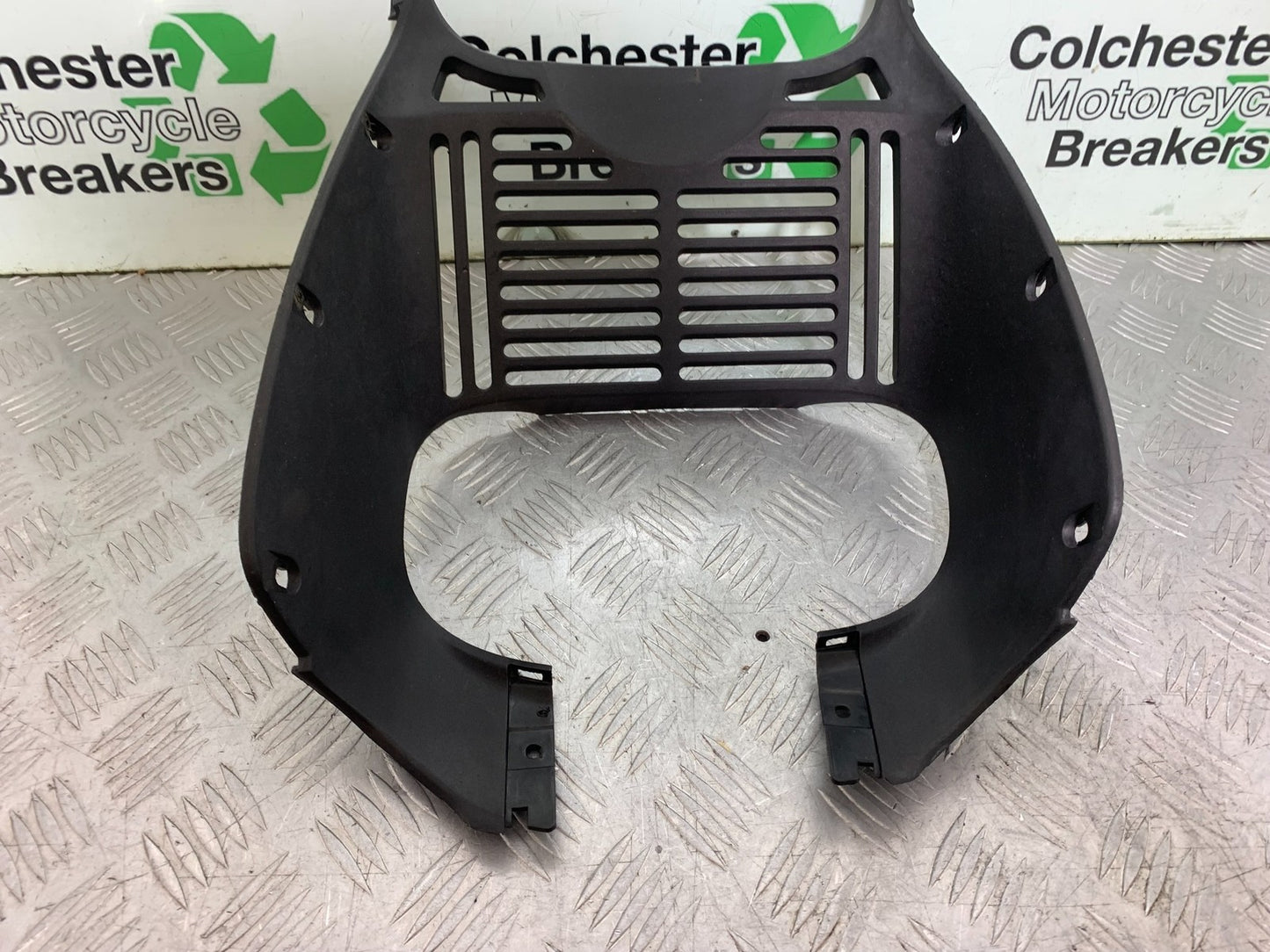 HONDA XL125 VARADERO RADIATOR GRILL YEAR 2001-2006  (CMB1304)
