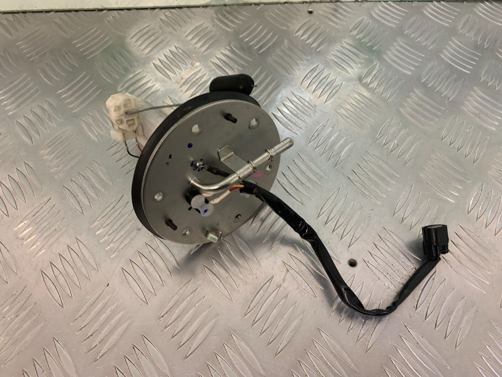 HONDA CBR650 R CBR 650R PETROL PUMP  YEAR 2019-2020 (STOCK 952)